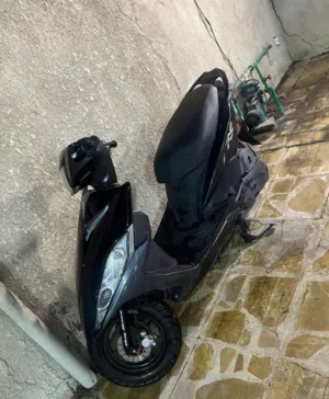 للبيع دراجه ماكس نضيفه كلشي بيها بلاد وماملعوب بيها