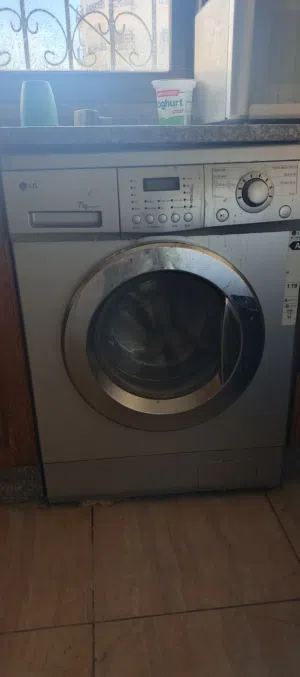 غساله LG شغاله وممتازه للبيع
