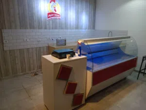 تلاجه عرض مستعمله استعمال نضيف وبسيط استعمال اقل من سنه  تلاجه نضيفه نبارك الرحمن شغاله ميه ف ميه