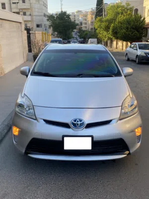 Used Toyota Prius in Amman