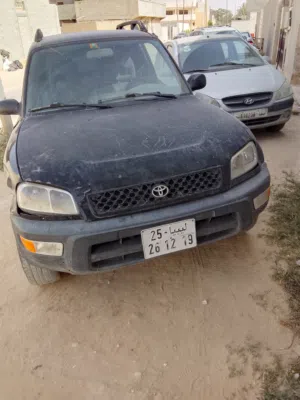 تيوتا راف فور