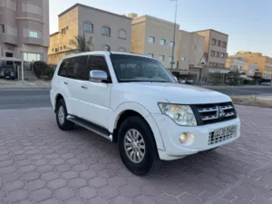 Used Mitsubishi Pajero in Al Jahra