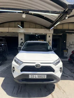 Used Toyota RAV 4 in Baghdad