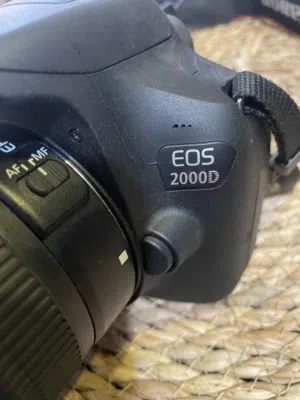 كاميرا كانون d 2000