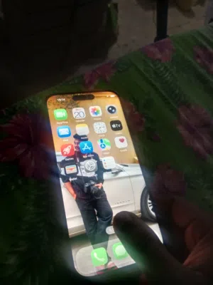 iPhone 17 Pro Max Master Copy Used 1 day Condition clean Face ID / camera working Reason for sale: n