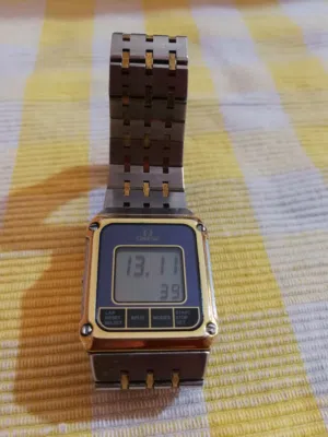 ساعه اوميغا اصليه اصدار خاصOriginal omega watch special edition