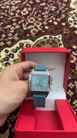 عرض على ساعة الكارتير الفاخرة كميه محدوده