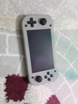 لعبة الكترونية