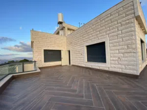 5 Bedrooms . More than 6 bathrooms . 230 m22