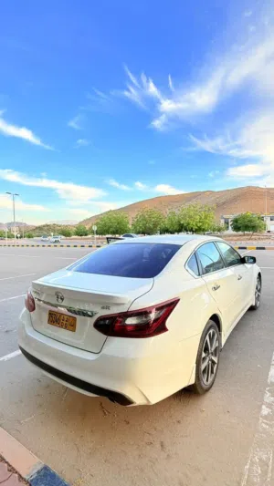 Used Nissan Altima in Al Batinah