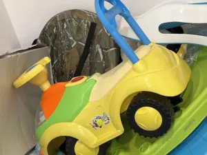 للبيع ادوات اطفال من دراجه ومشايه وبانيو بارخص الاسعار