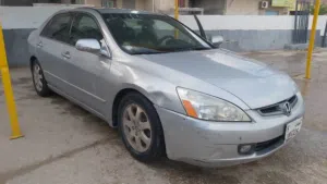 هوندا اكورد 2005 ماشية 270