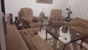 طقم كورنر بحاله ممتازه للبيع بسعر 170 دينار البيع بقصد التبديل