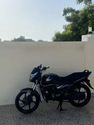 للبيع 150cc يونيكورن .