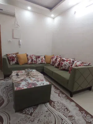 طقم صالون خشب زان جوده عاليه شبه جديد