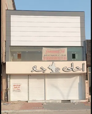طابق اول في شارع الوفود مساحه 260 متر مربع جاهز مع صحيات جاهزه مع درج خارجي مباشر الشارع معزول مع و