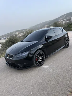 سيات ليون 2017 (أوتماتيك) مميزة وبحالة الشركة