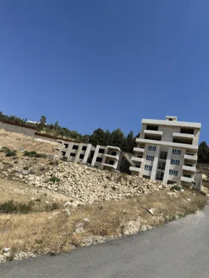 ارض في الجبيهه مرح البير 759 متر من المالك
