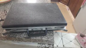 حقيبة رجال أعمال لحفظ الأوراق والملفات