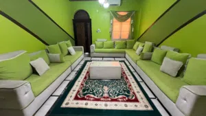 كنب بحاله جيده