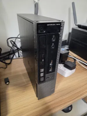 للبيع كومبيوتر PC بحالة ممتازة  For sale PC