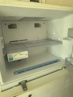 ثلاجة LG للبيع