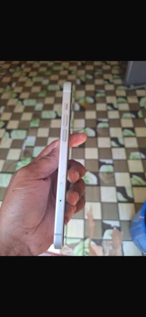 Used Apple iPhone 15 Plus - 128GB, White, Good Condition with Charger