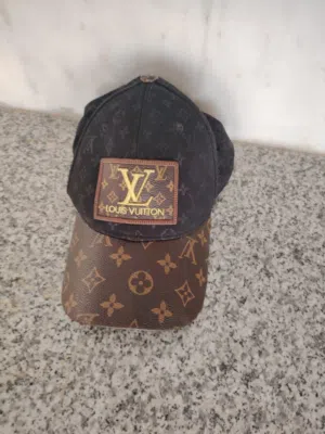 قبعه لويس فيتون Lv