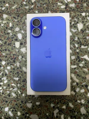 Apple iPhone 16 128 GB in Manama