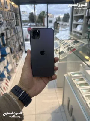 Ip 11 pro max 256g used بطاريه 86%-90% مكفول 14 يوم كفاله خطيه وكاله شبه جديد