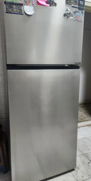 newly purchased hardly one year as good as new very good condition inverter with 10years compressor