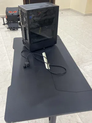 بيسي و طاولة للبيع