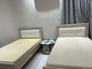 اثاث غرفه نوم / كبت و 2 كرفايه