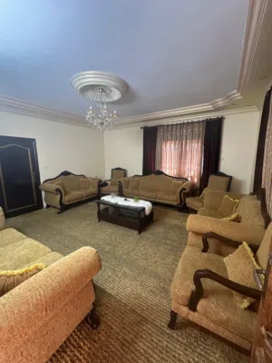 طقم كنب شبه جديد