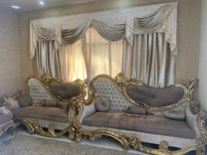 أثاث مجلس خشب زان 7أشخاص الى 8أشخاص لايوجد كسر او عيوب في الخشب