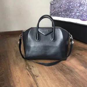 Givenchy Antigona Medium Leather Satchel Bag