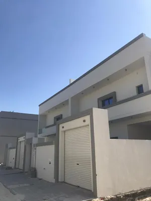 512 m2 5 Bedrooms Villa for Sale in Muharraq Busaiteen