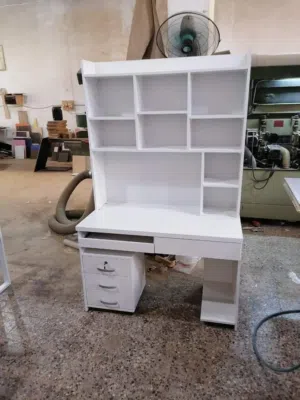 للبيع مكتب ومكتبة دراسي متوفر بجميع الالوان