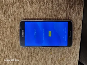 samsung galaxy s5 in more than excellent condition with original screen protector