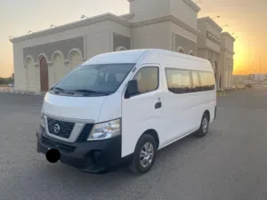 2020 باص نيسان اورفان  -nissan-urvan