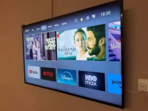 للبيع شاشة ذكية GTEN 58 بوصة 4K UHD   GTEN 58" Smart 4K UHD TV