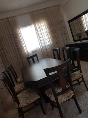 طقم غرفة سفرا  و دنسوار فضيه