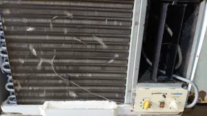 مكيف هواء بارد حجم 2طن نوع كول لاين نظيف جدا
