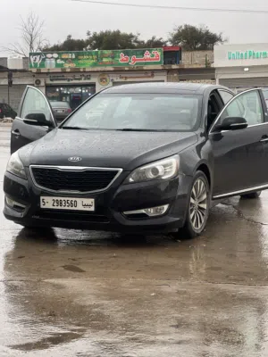 Used Kia Cadenza in Gharyan