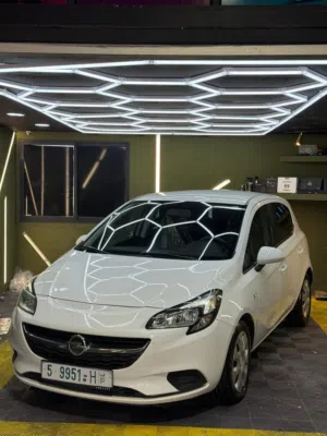 اوبل كوسا 2020/19  اتمات 1400 بنزين  برايفت  موجوده في رام الله  ج