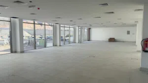 محل تجاري للايجار في سيتي سكوير/Shop For Rent In City Square *DRIVE TRU