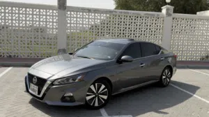 التيما 2020 SL فل ابشن اعلى صنف بقمة النظافة
