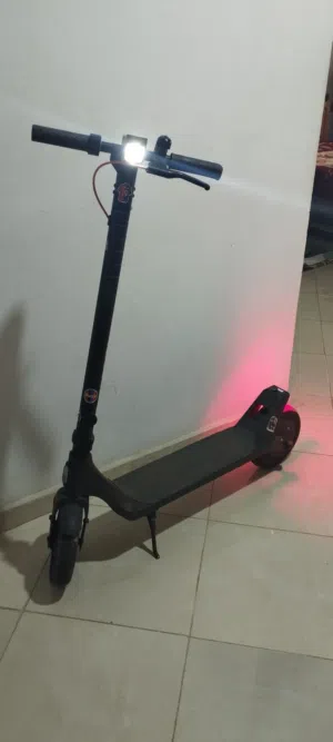 Trottinette électrique xiaomi 4 lite