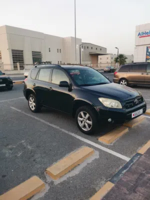Used Toyota RAV 4 in Northern Governorate