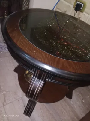 طاولات وسط لون بني